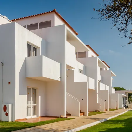 Апарт-готель Pateo Village Албуфейра