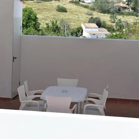 מלון דירות Pateo Village