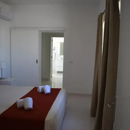 Pateo Village מלון דירות